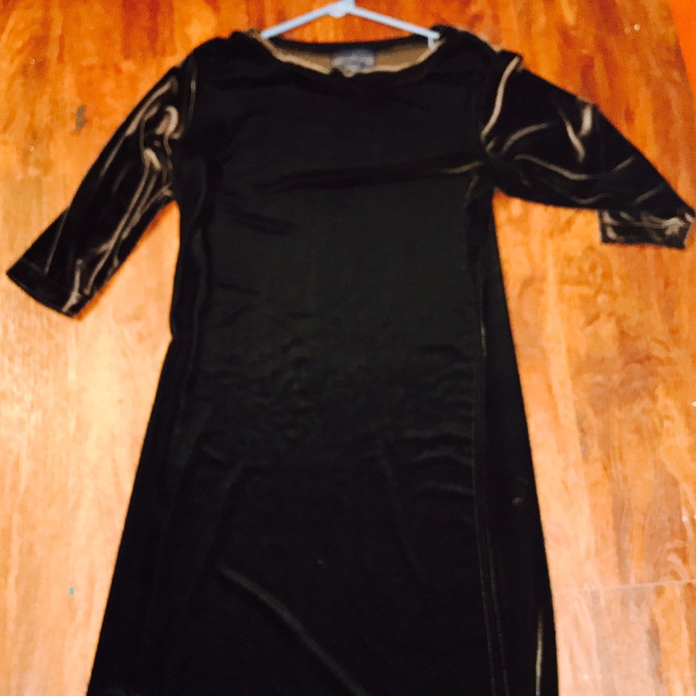 Long mid sleeves velvet dress